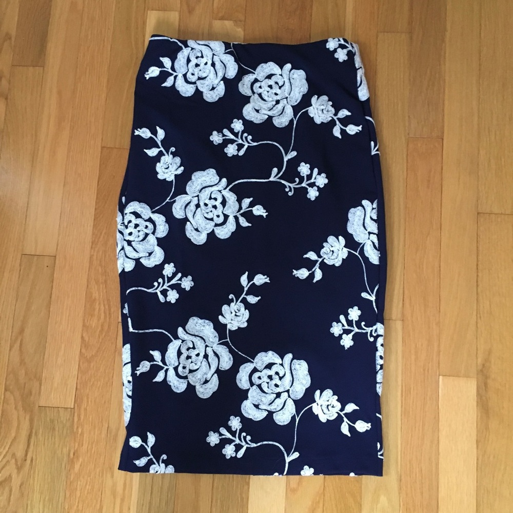 Blue and white pencil skirt